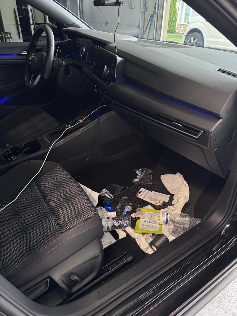 Vehicle detail area before C The Details service